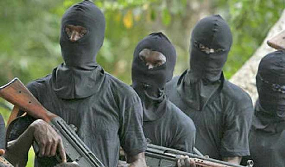 Many feared dead as hoodlums enforce sit-at-home in Enugu