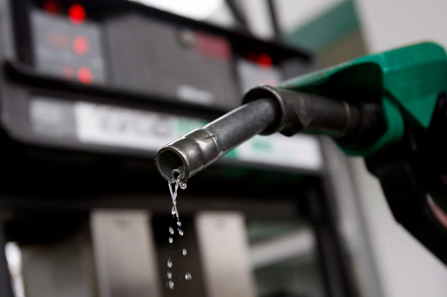 Fuel scarcity: Remove subsidy, heavens wonâ€™t fall â€“ Former NNPC GM tells FG