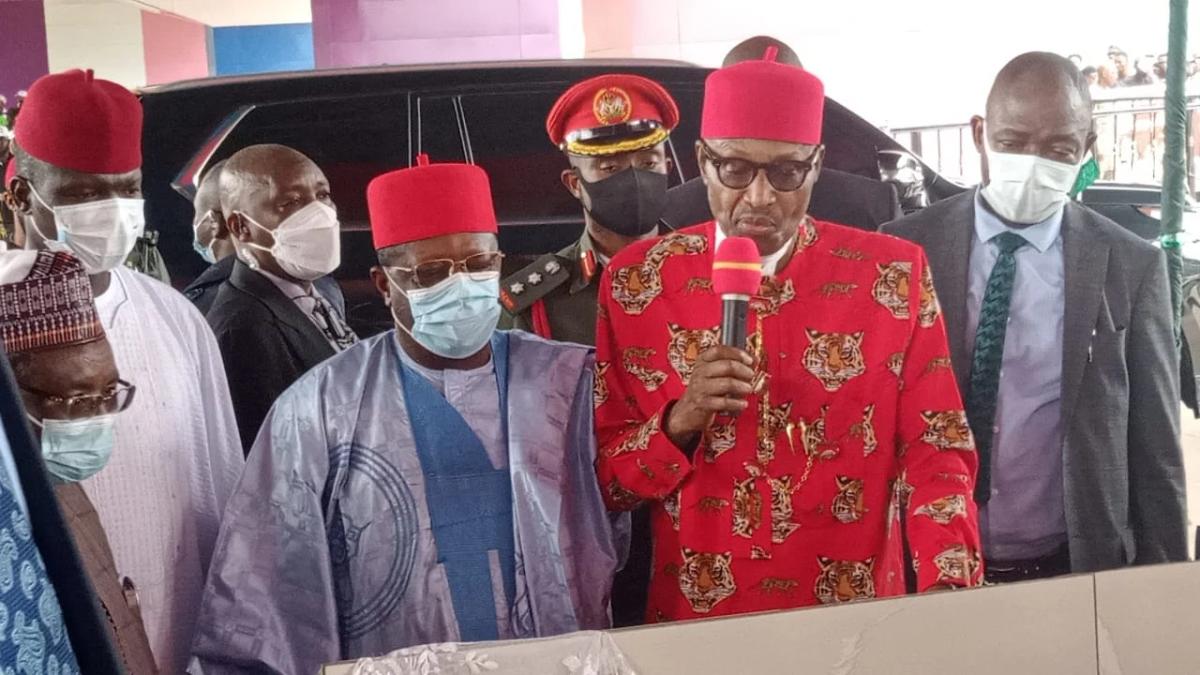 2023: Umahi begs Buhari to take over state universityâ€™s teaching hospital