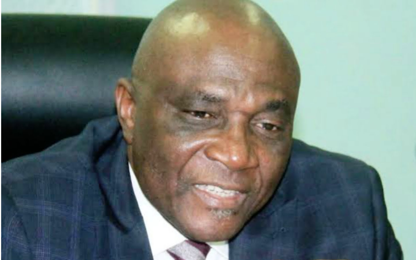 Dump your dollars to avoid tears, Naira will appreciate â€“ Presidency warns FX speculators