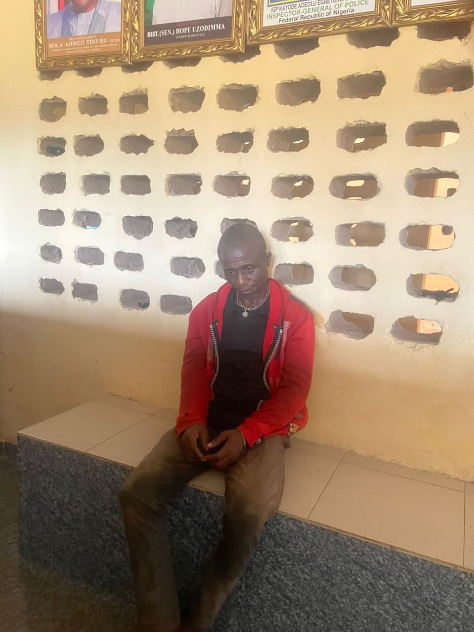 Imo: Police arrest 43-year-old man for allegedly defiling seven-year-old niece