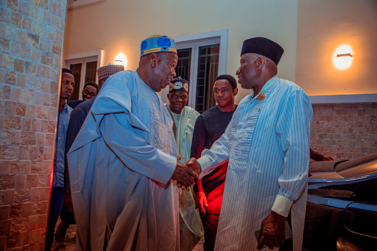 Jonathan Visits Gandujeâ€™s Residence, Mission Unknown
