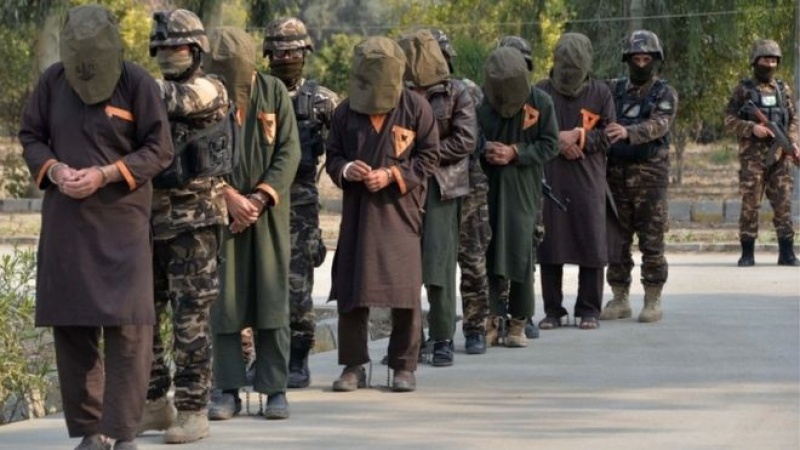 Afghan conflict: President Ashraf Ghani rejects Taliban prisoner release