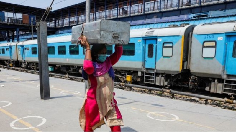 Coronavirus: India to use 500 train carriages as wards in Delhi