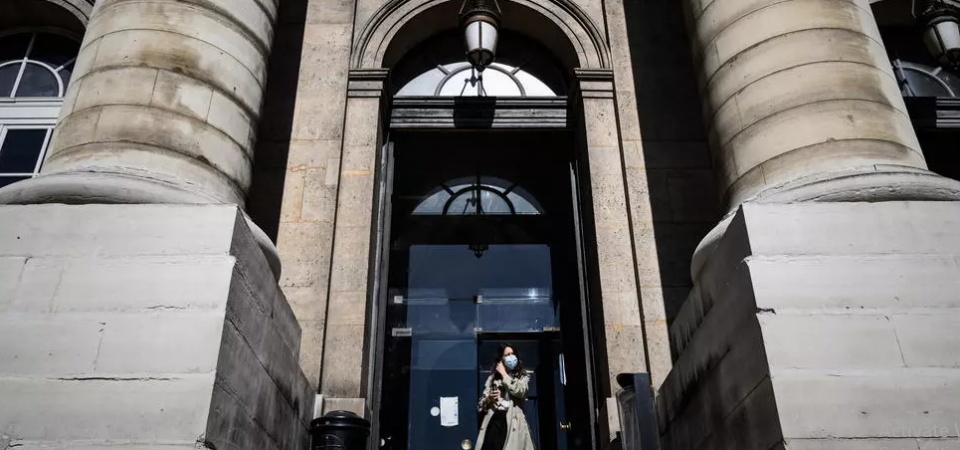 â€˜Extraordinaryâ€™ trial expected as Covid-19 victims take French state to court