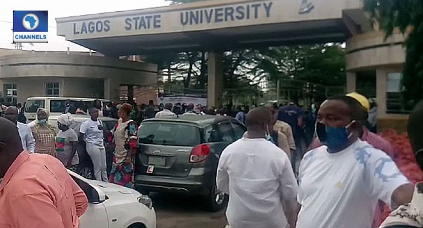 Vice Chancellor, Students Locked Out As ASUU, NASU Members Protest In Lagos University