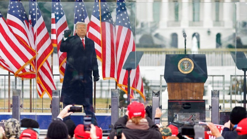Trump impeachment: Supporters rioted 'of their own accord'
