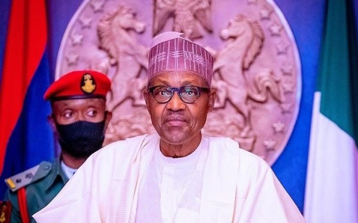 Border closure failed to stop smuggling of arms, Buhari laments