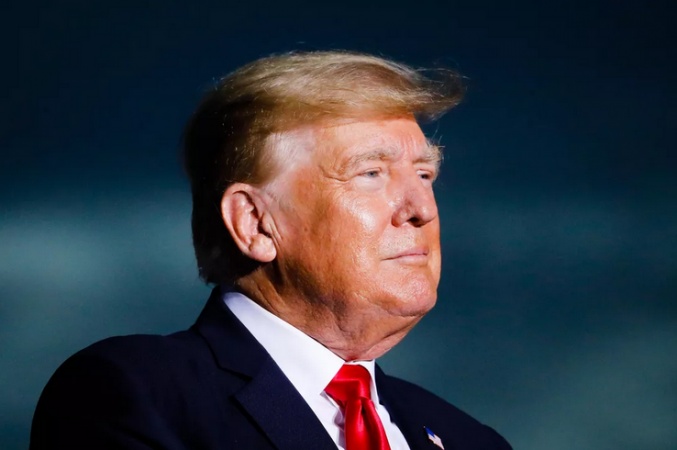 Trump files lawsuits against Google, Facebook and Twitter