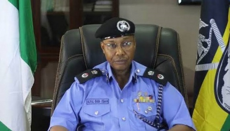 Senate panel to recommend breakup of police operations