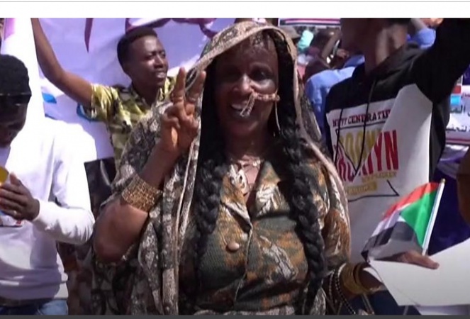 Sudan: Protesters demand military coup as crisis deepens