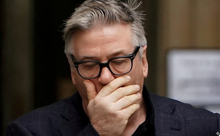Alec Baldwin told gun was safe before fatal shooting - court records 