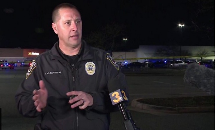 US shooting: Man kills up to 10 in Virginia Walmart store