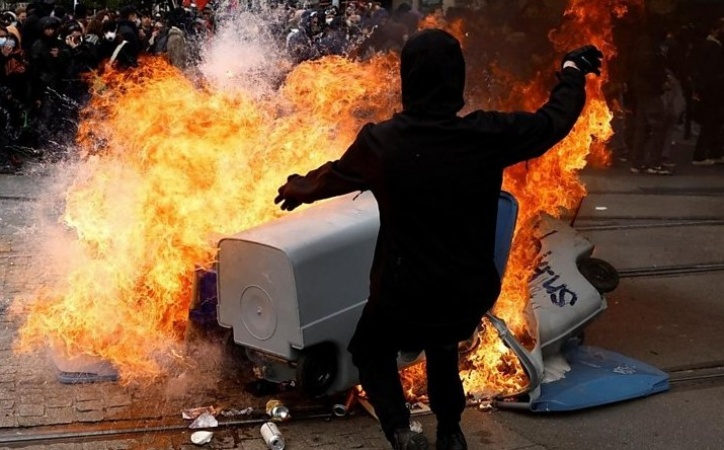 Bordeaux town hall set on fire in France pension protests
