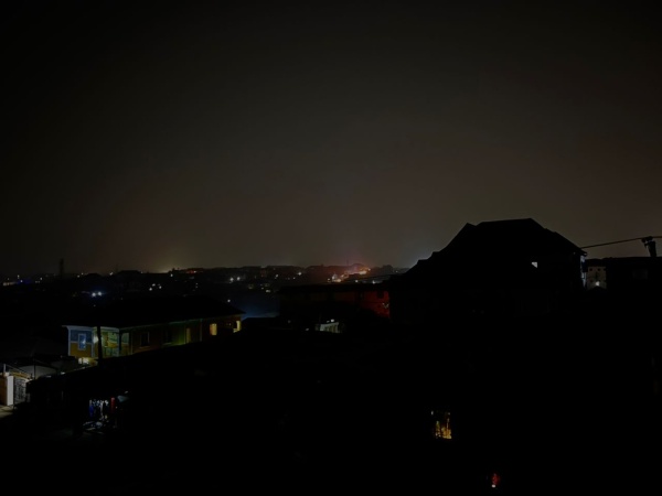 Anger As FG Asks Nigerians To Accept Tariff Hike Or Face Blackout