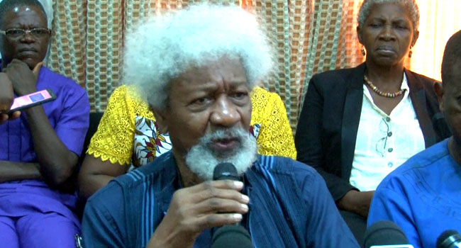 Those Saying I Installed Buhari Talking Rubbish â€“ Soyinka