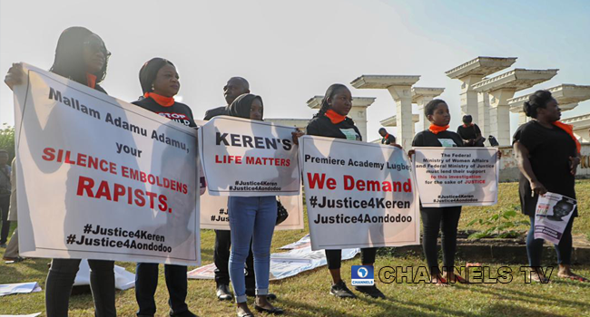 Keren-Happuch: Group Protests At Unity Fountain, Demands Probe Into Schoolgirlâ€™s Death