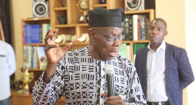 â€˜Iâ€™m Already Sweatingâ€™ â€” Obasanjo Laments High Cost Of Diesel
