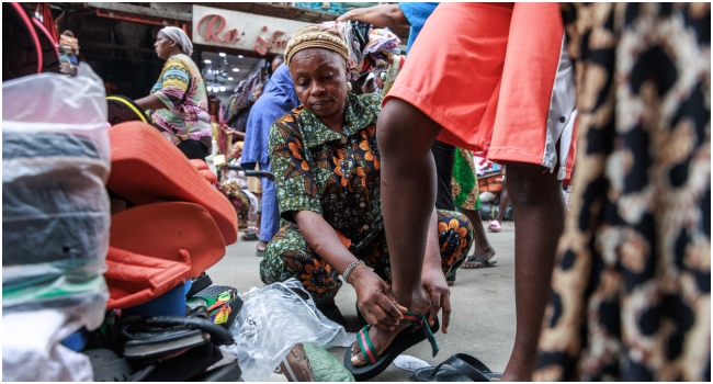 Nigeriaâ€™s Economic Crisis Dampens Christmas Spirit