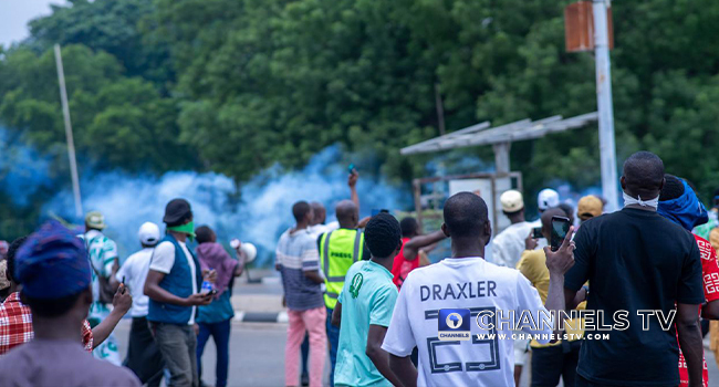 Adegboruwa Knocks Security Agents For â€˜Provokingâ€™ Protesters 