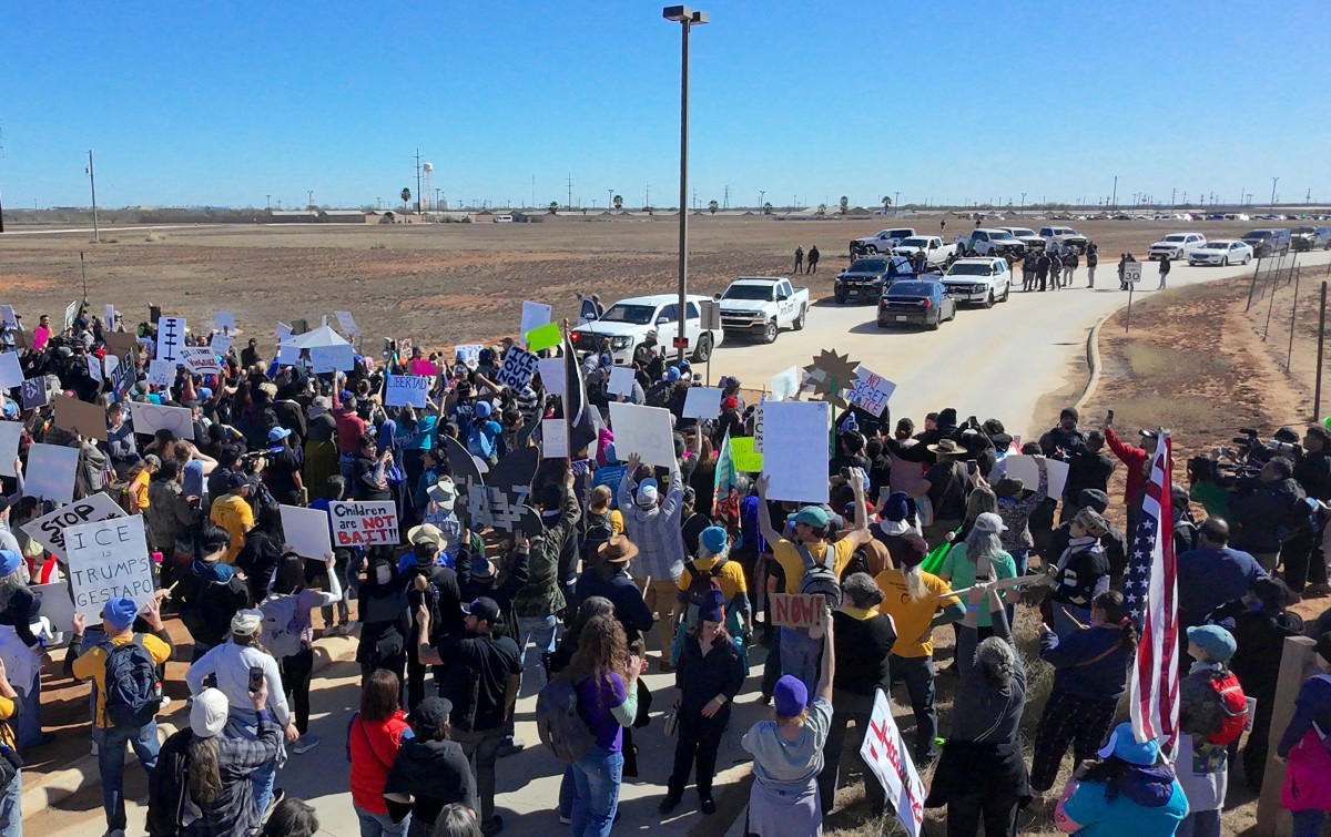 Protesters clash with police at US detention center housing 5-year-old child