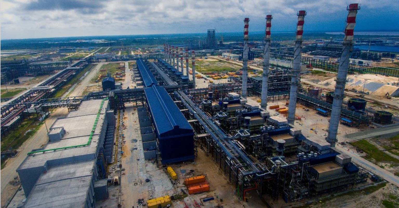 Dangote Refinery dismisses shutdown claims, says 50m litres of PMS produced daily