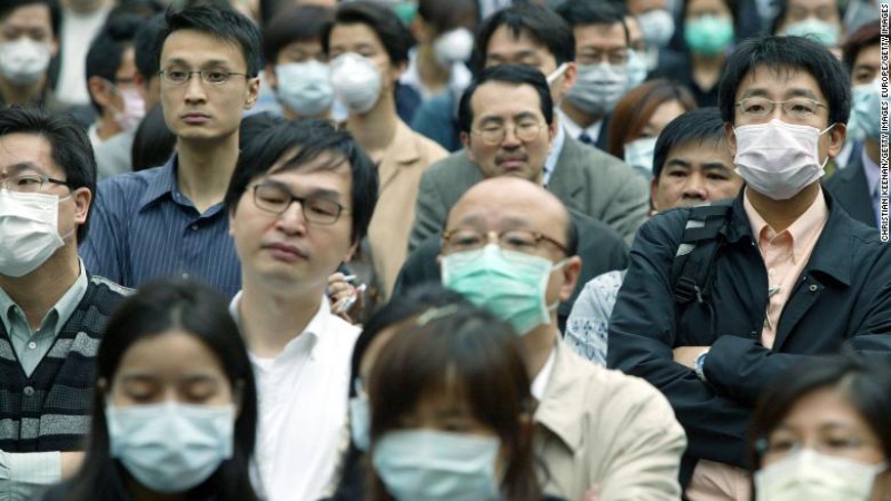 China confirms new coronavirus can spread between humans